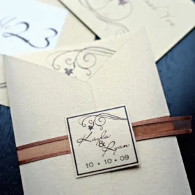 Classic Gatefold invite set