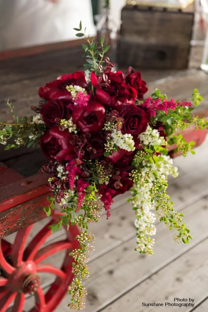 Flowers by Kelly's Flowers