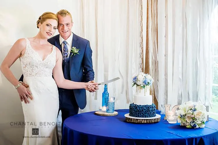 ate and Justin cutting cake
