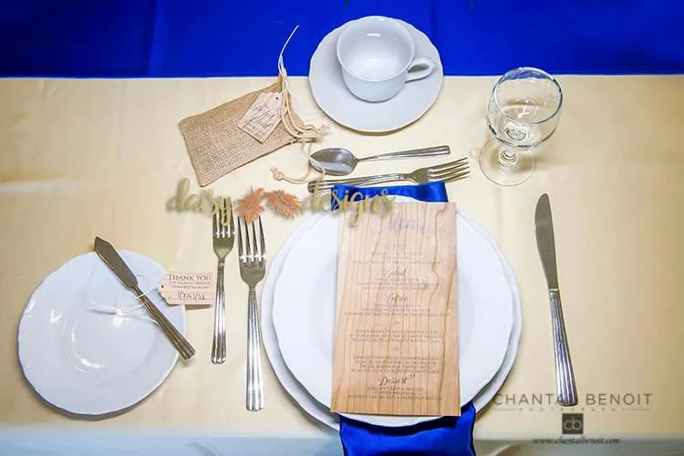 Wood and Roses menu and tags