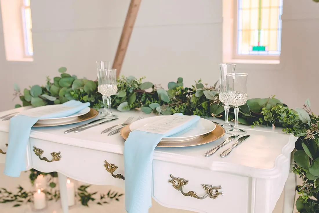 Cumberland Belle menus on plates