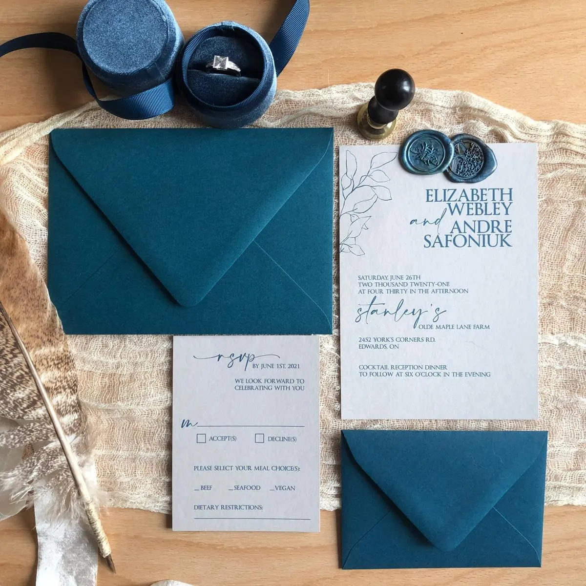 Teal Paradise basic suite